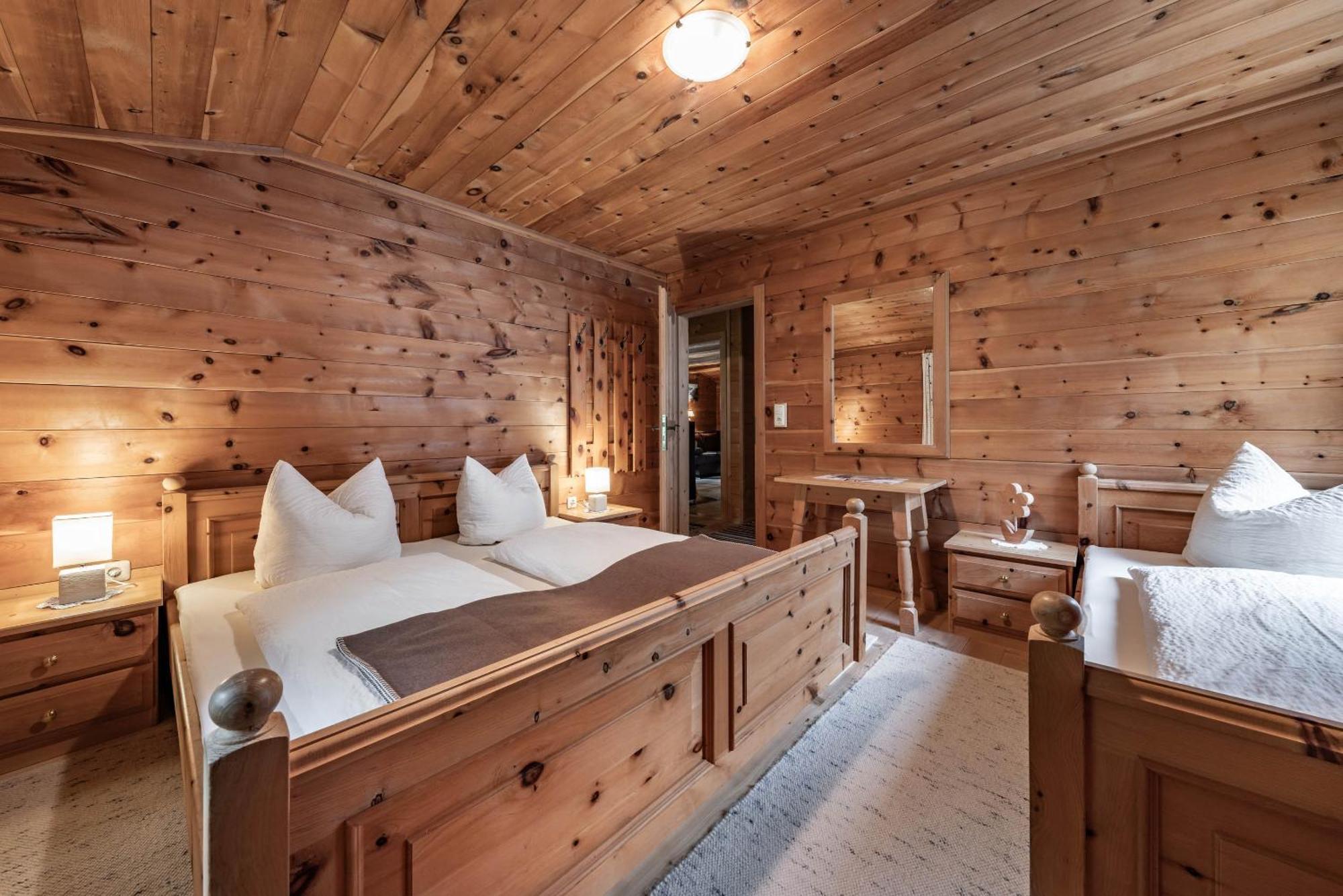 Holzknechthuette Villa Mayrhofen Luaran gambar