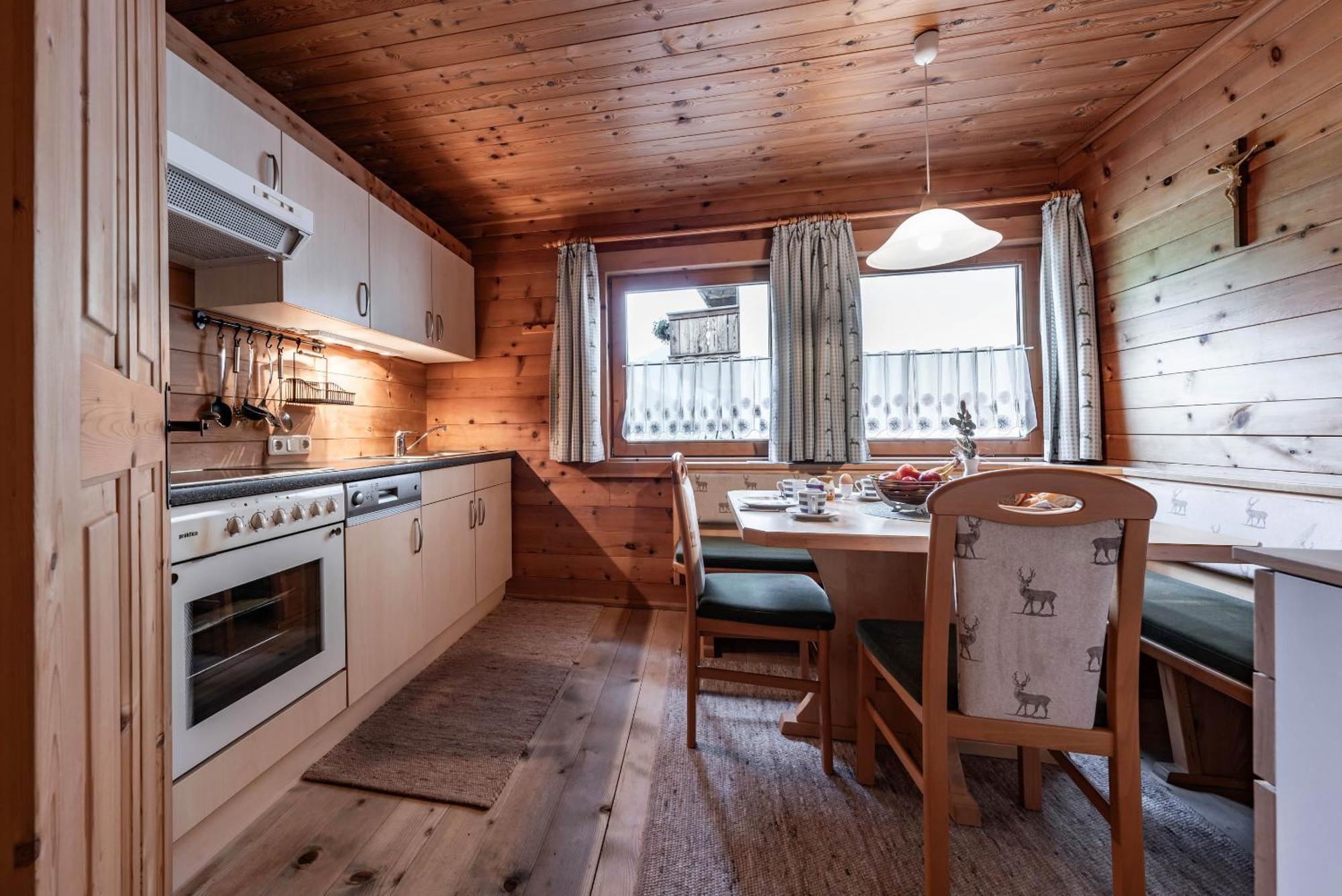 Holzknechthuette Villa Mayrhofen Luaran gambar