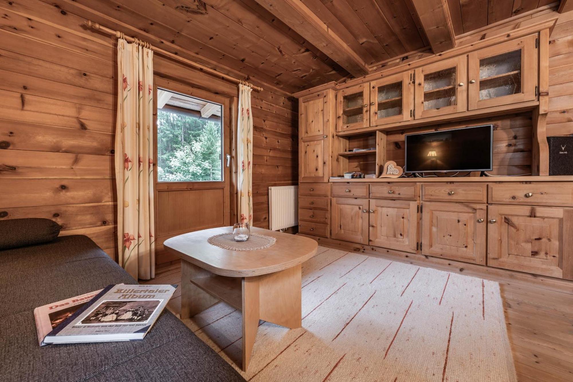Holzknechthuette Villa Mayrhofen Luaran gambar